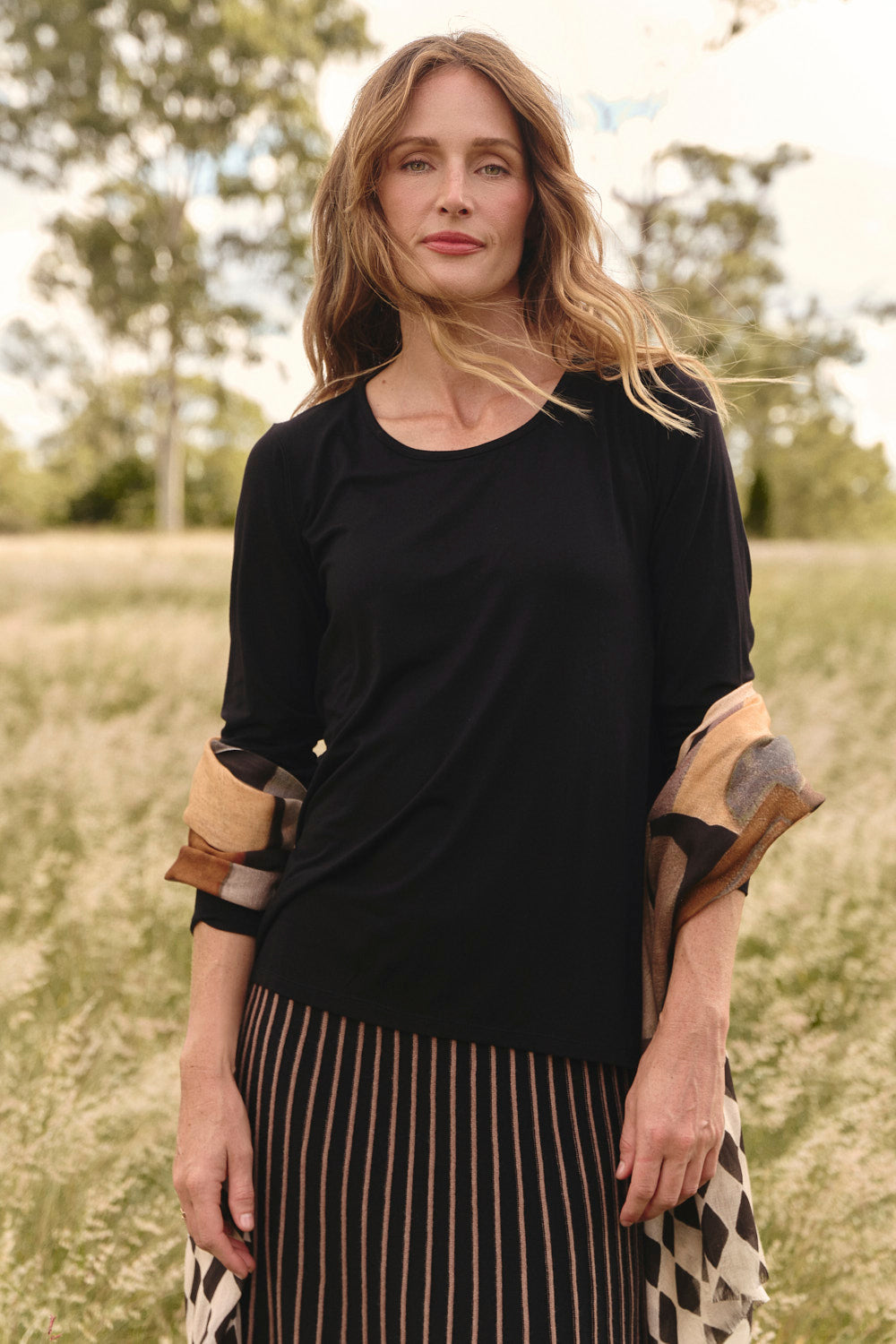 Long Sleeve Swing Tee in Black