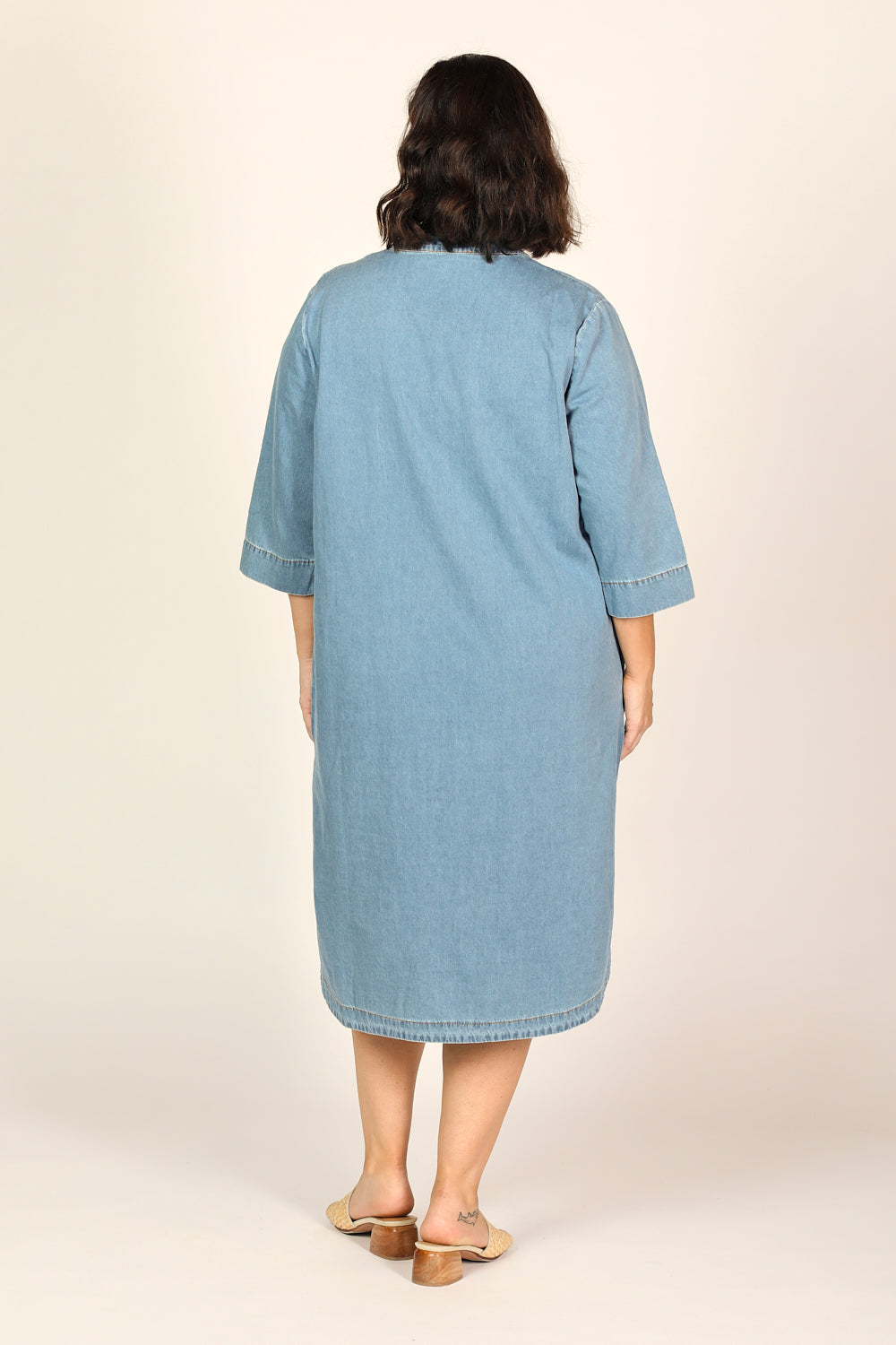 Lana Chambray Short Dress in Light Wash