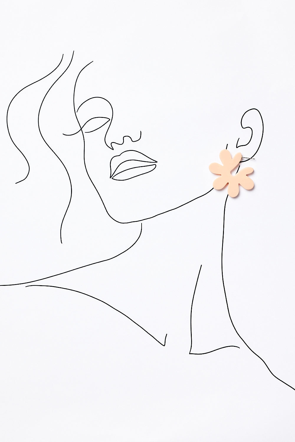 Lillian Resin Flower Hoop Earring in Nude