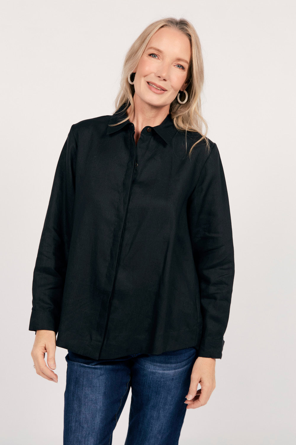 Oversized Linen Boyfriend Shirt in Black