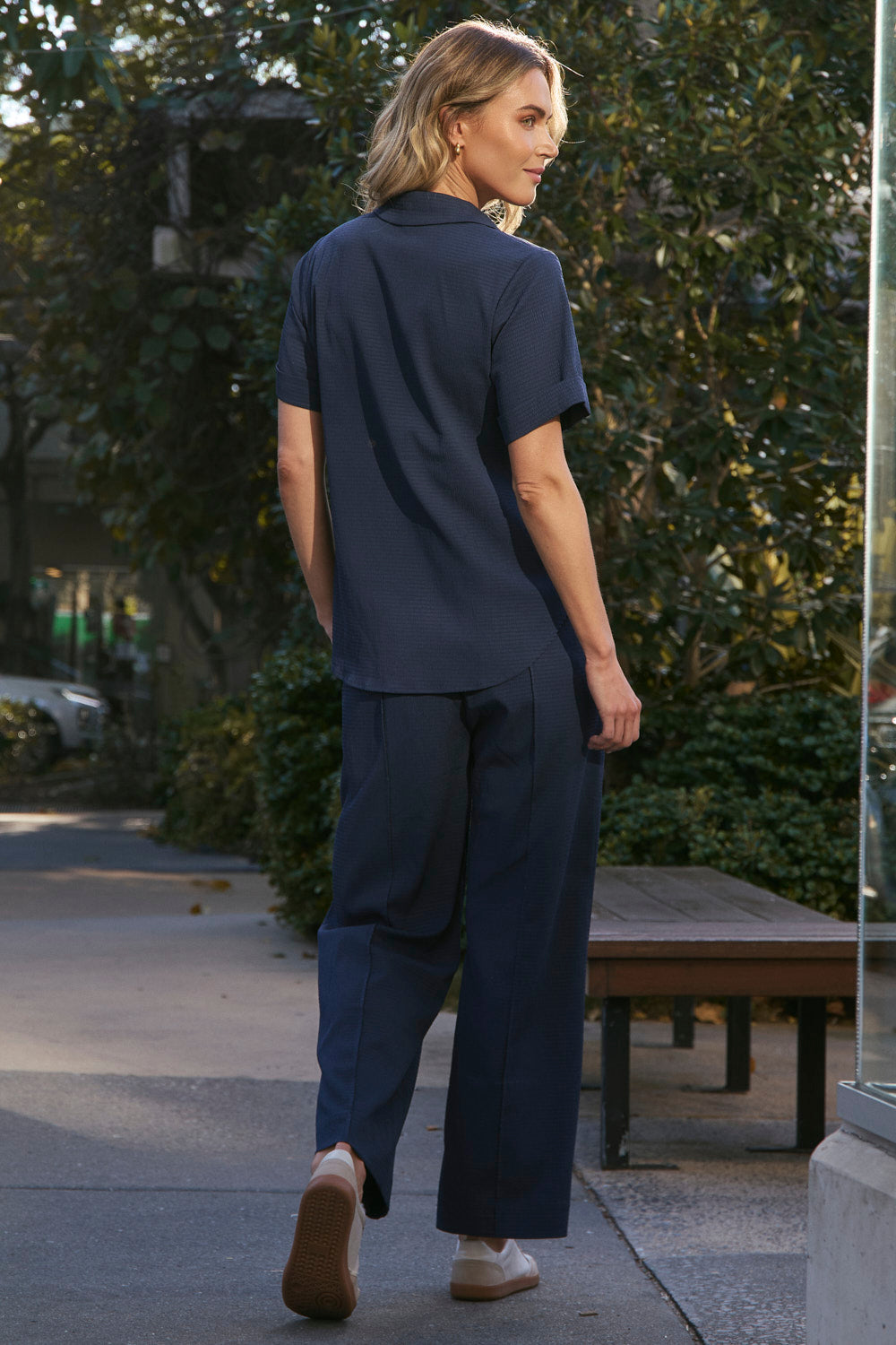Relaxed Travel Pant in Navy