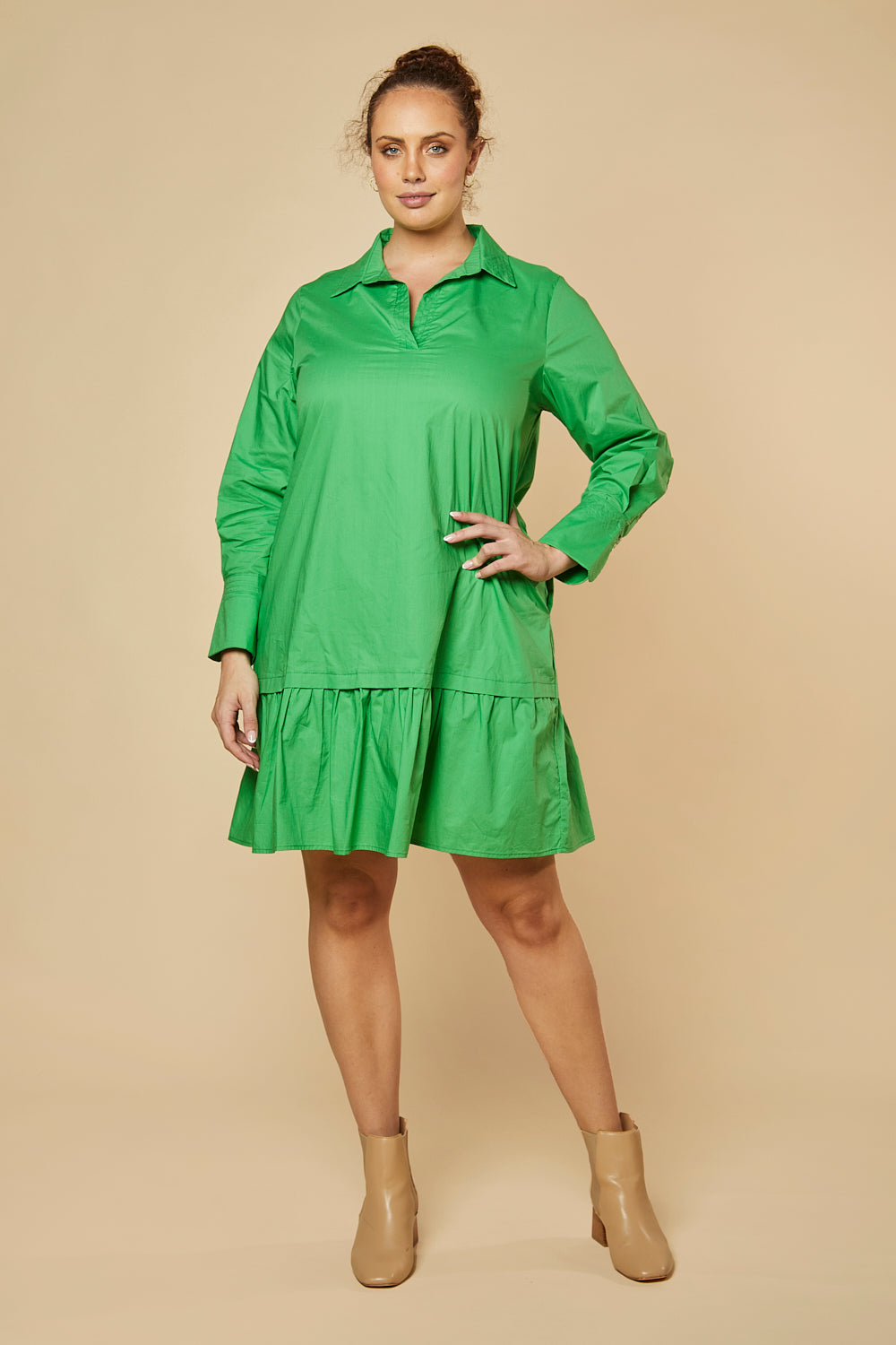 Remi Short Dress in Green Poplin