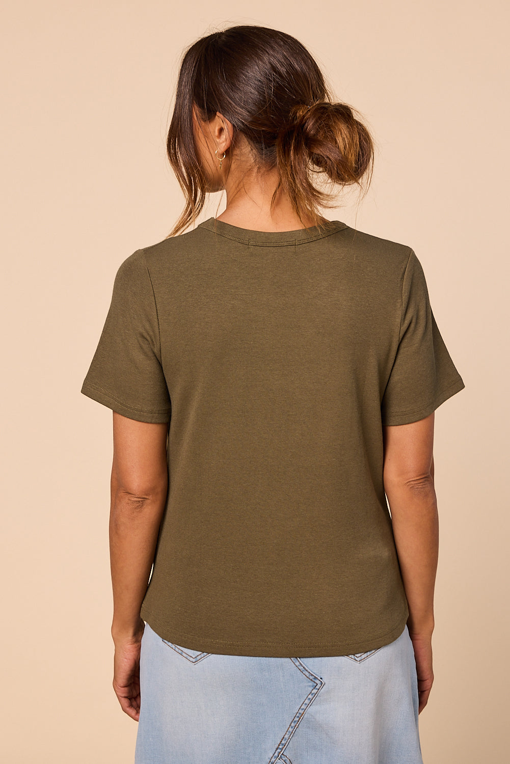 Adrift Ribbed Tee in Khaki