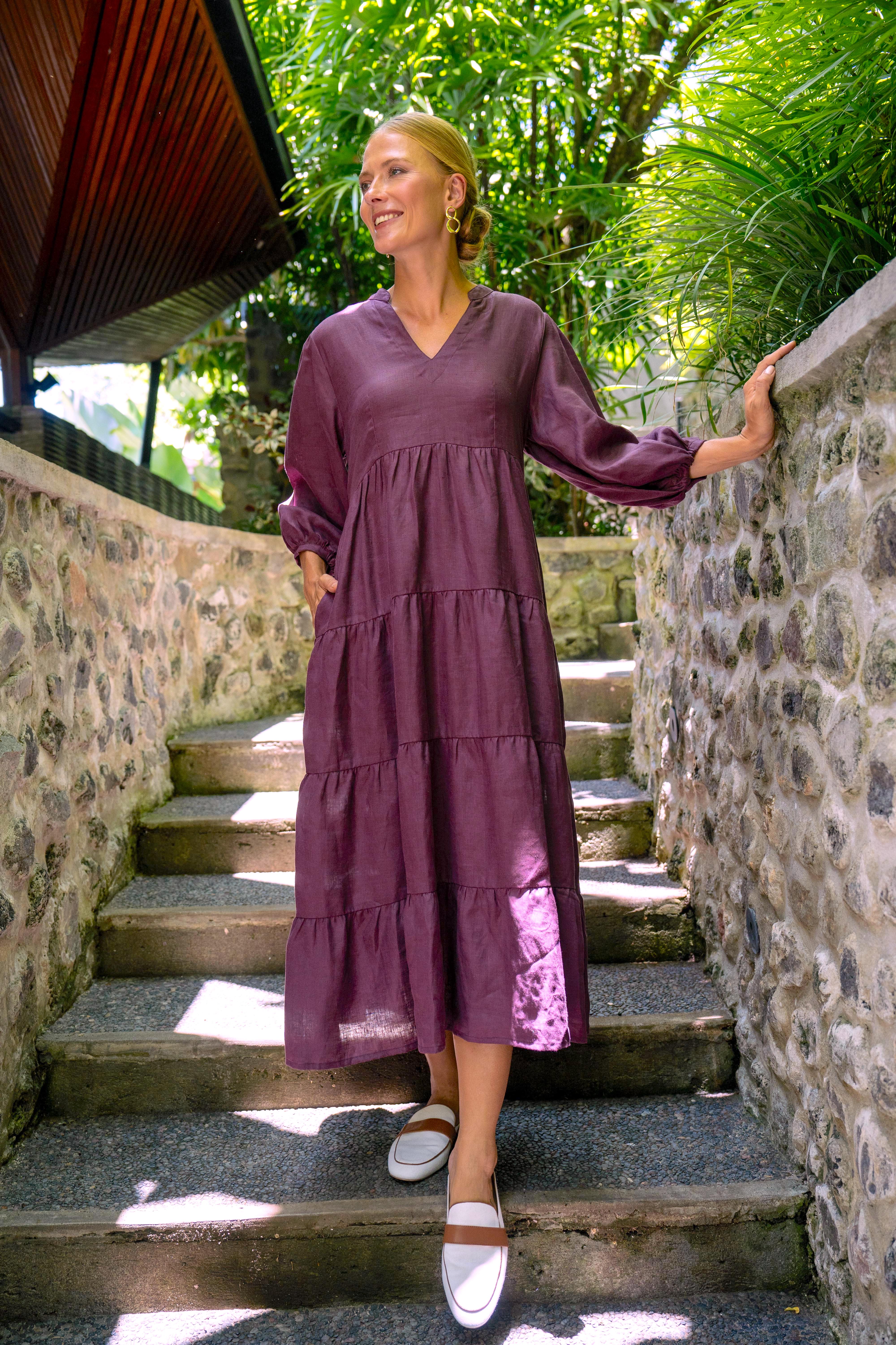 Sabre Linen V-Neck Dress in Plum