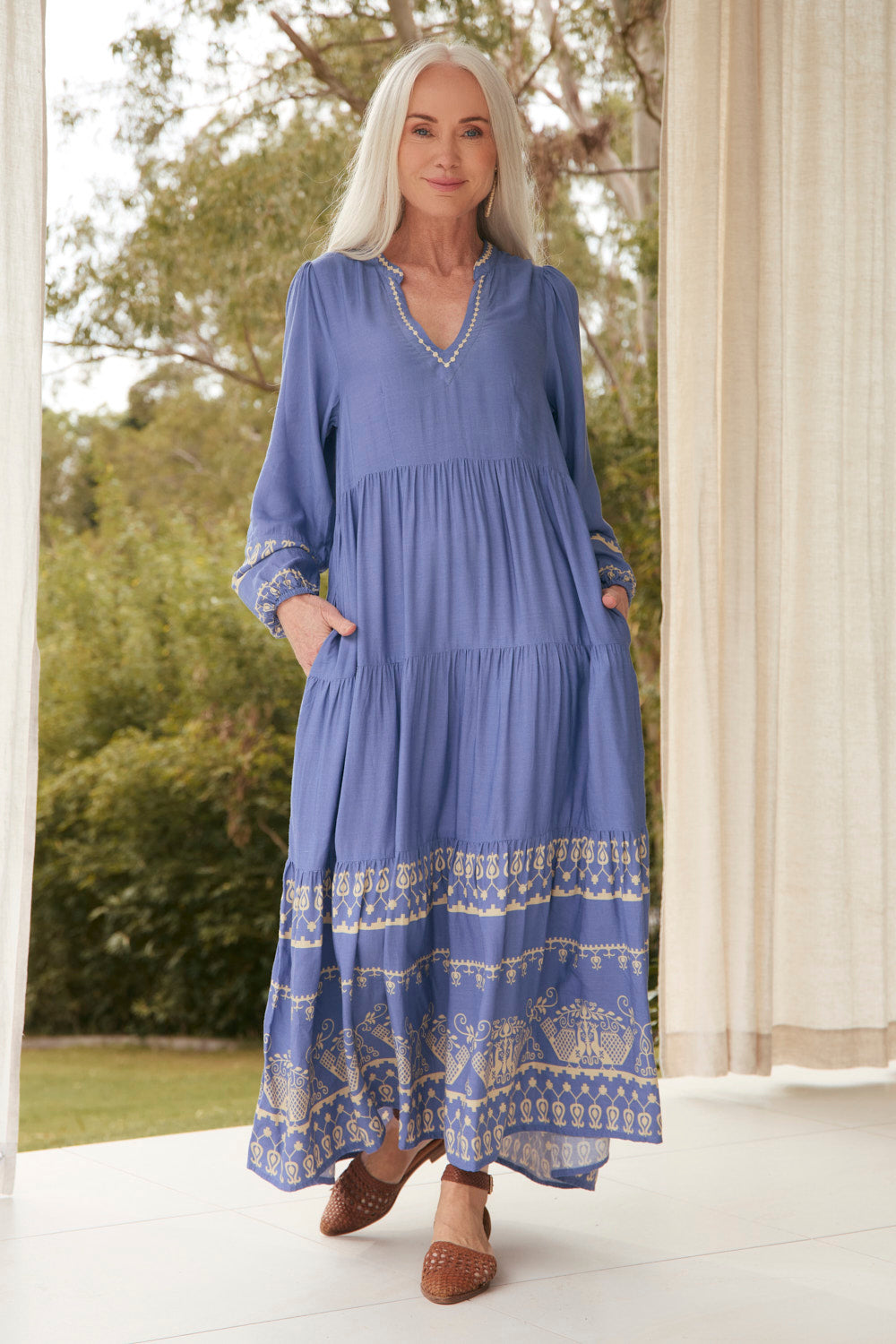 Sabre V-Neck Dress in Breeze