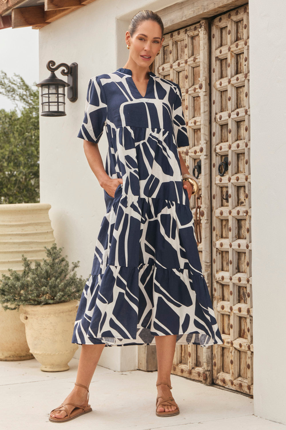 Sabre V-Neck Dress in Fjorde Navy