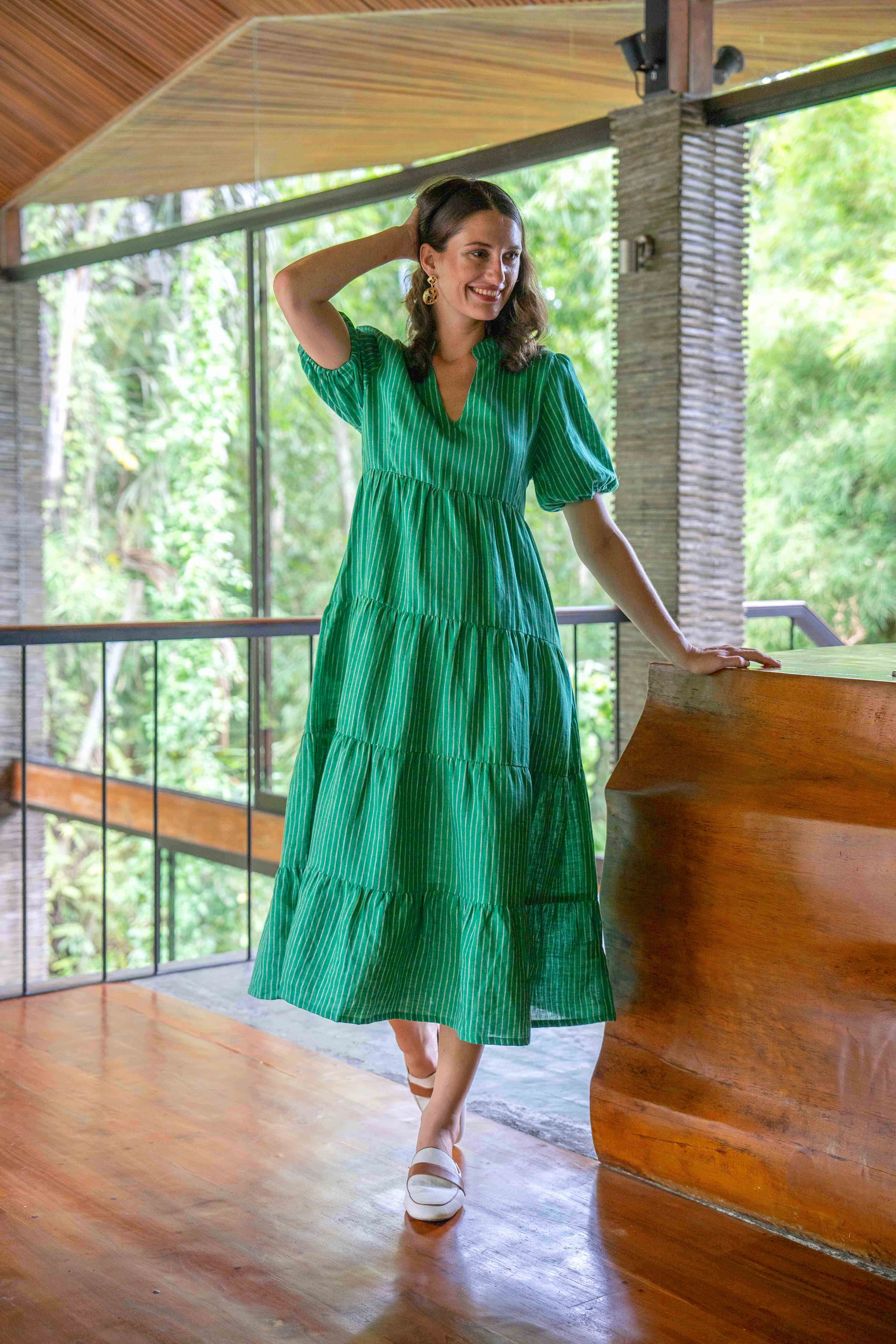Sabre Linen V-Neck Dress in Emerald City