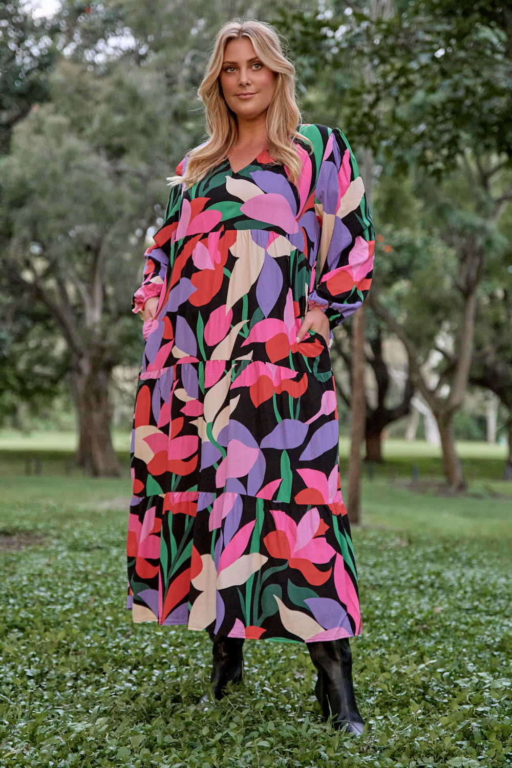 Sabrina Long Sleeve Maxi Dress in Noir Petals