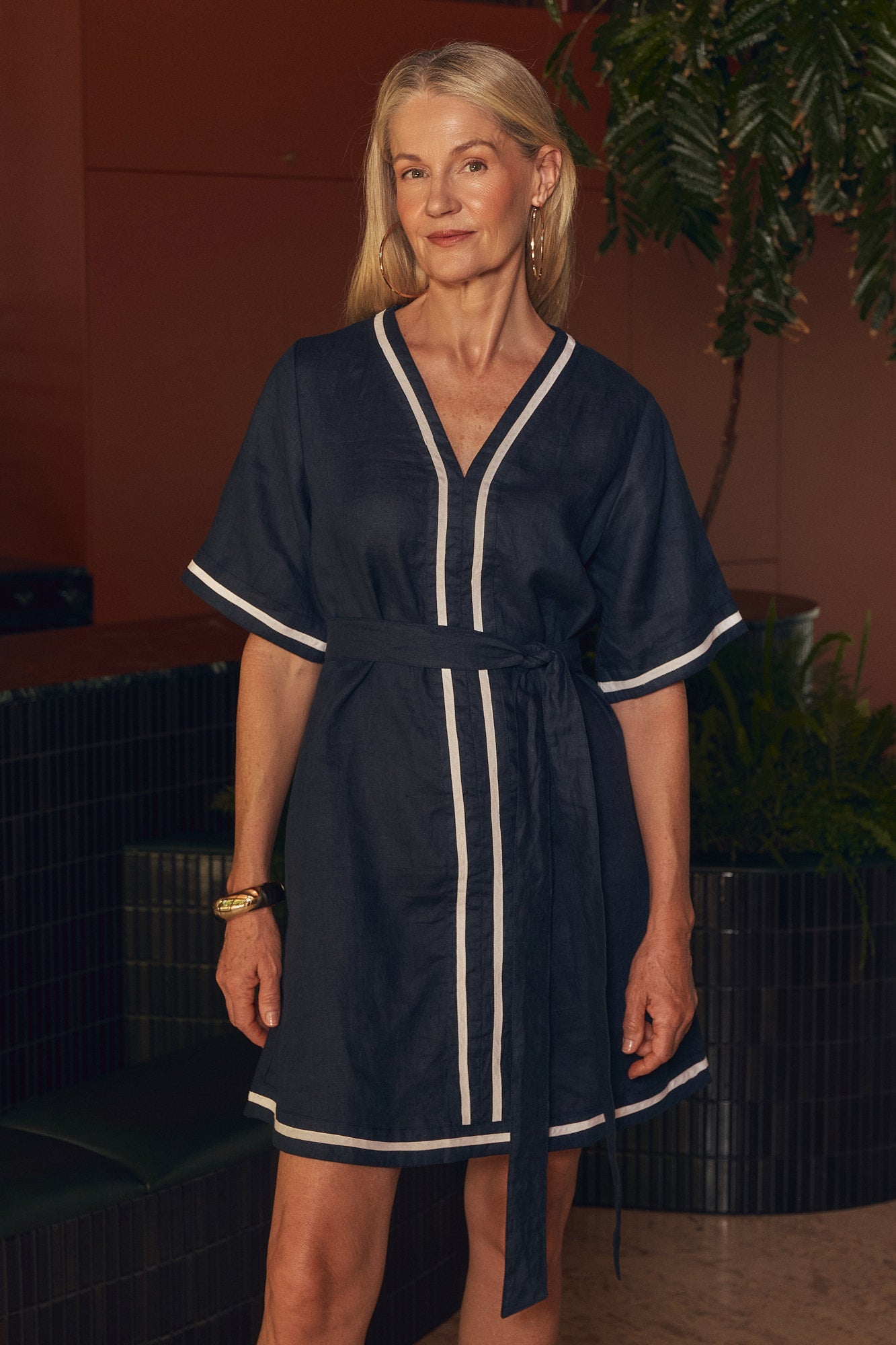 Sacha Linen Shift Dress in Navy Splice