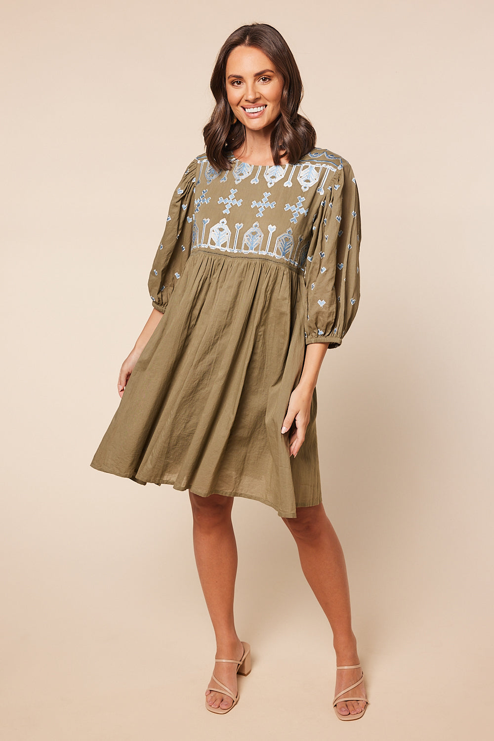 Sadie Embroidered Short Dress in Dove