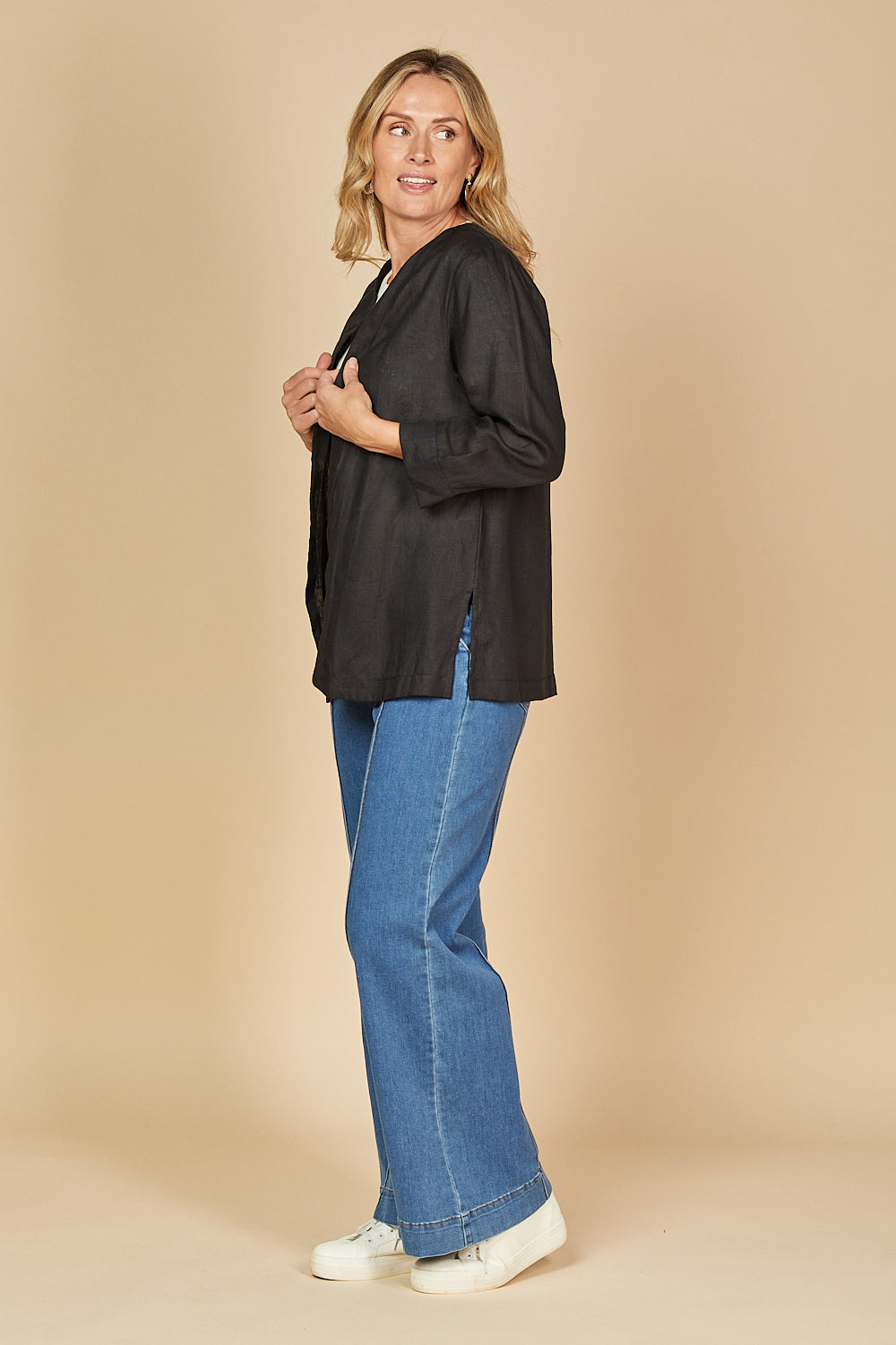 Short Linen Duster Jacket in Black