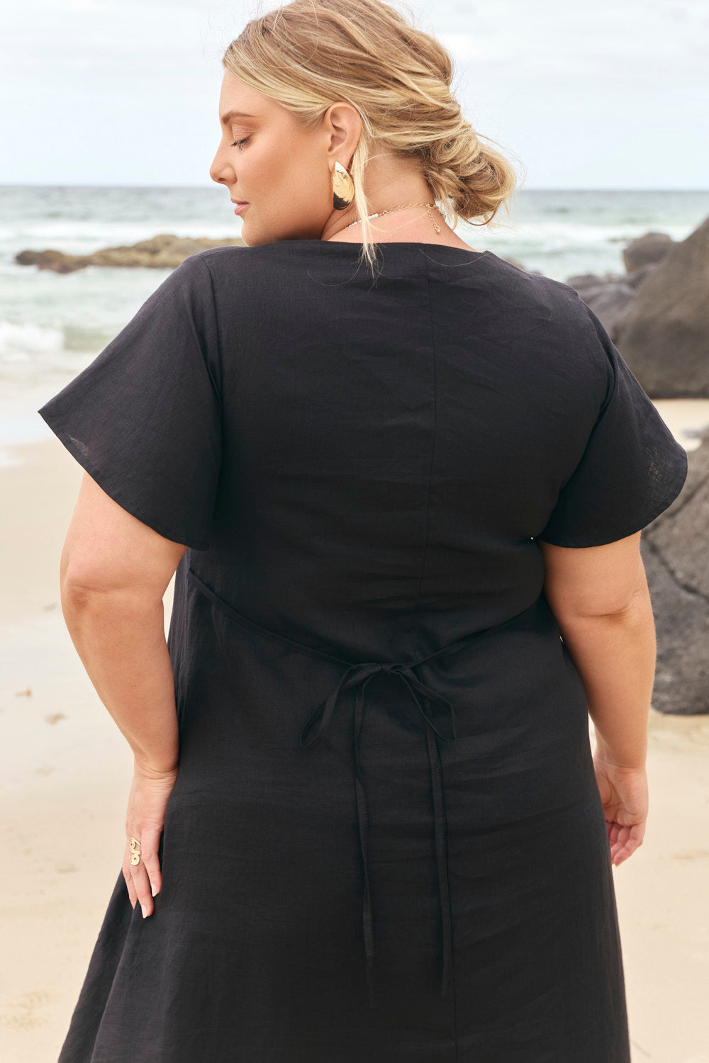 Tatum Linen Flutter Sleeve Dress in Black