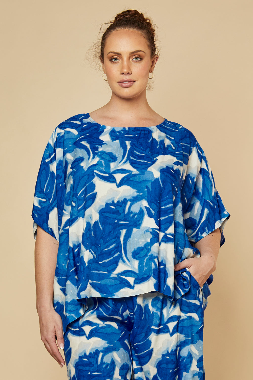 Tina Kaftan Top in Bora Bora