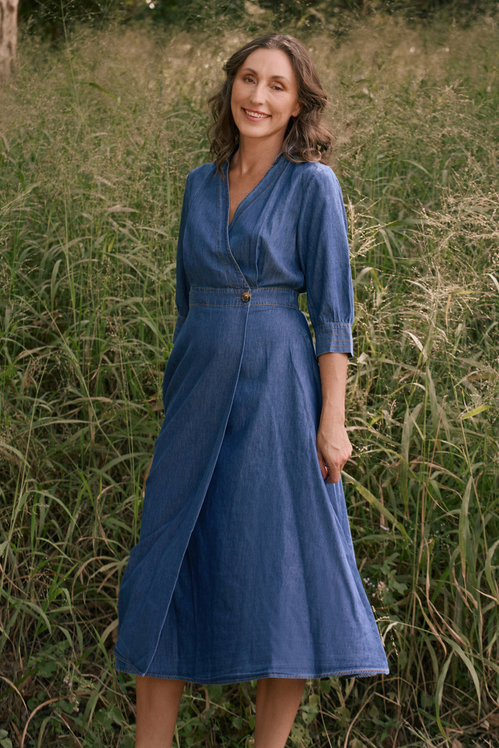 Wendy Chambray Short Sleeve Wrap Dress in Mid Wash