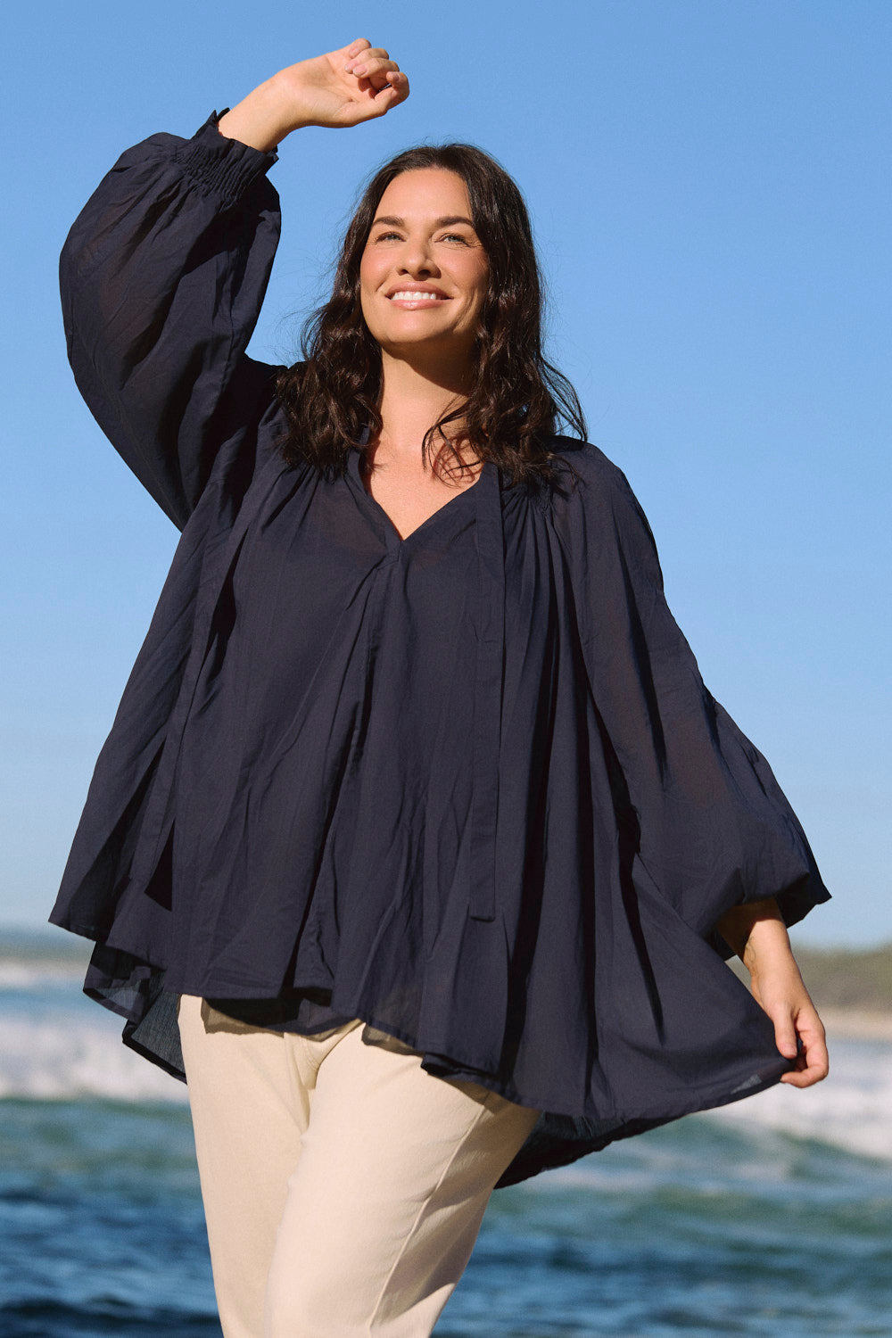 Wren Billow Sleeve Blouse in Navy